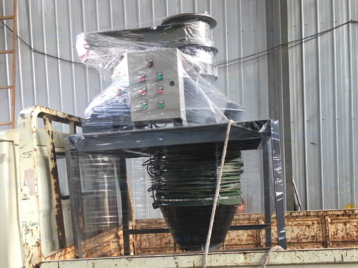 唐山粉庫干灰散裝機一臺發貨 唐山粉庫干灰散裝機一臺發貨